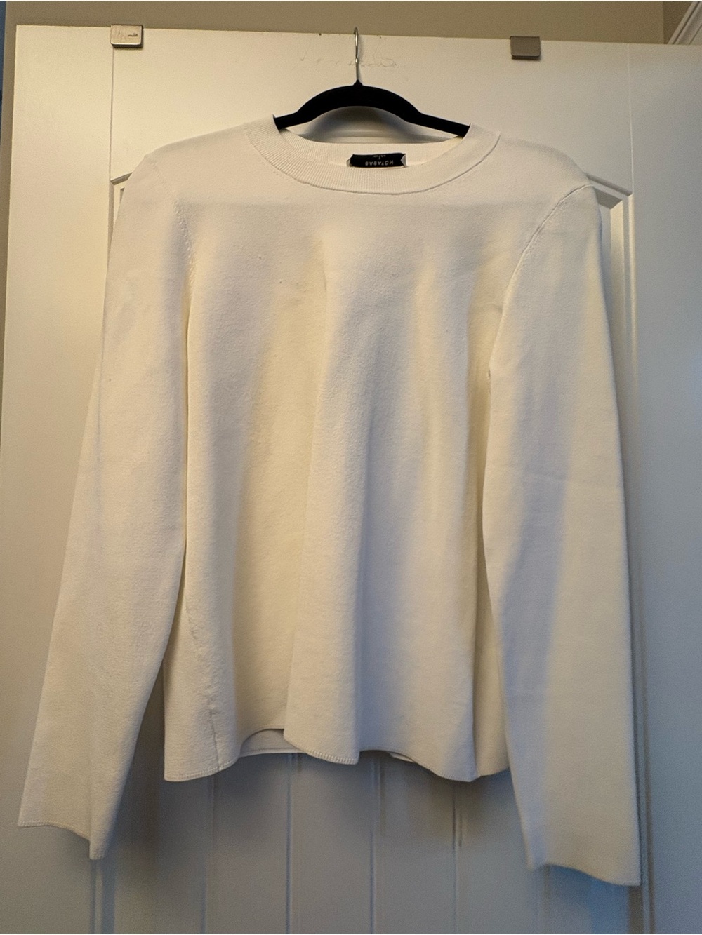 Aritzia Cream Long Sleeve Crewneck Top